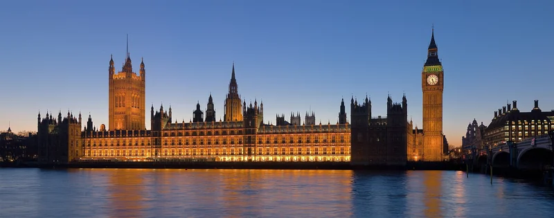 Palace of Westminster und Big Ben in London